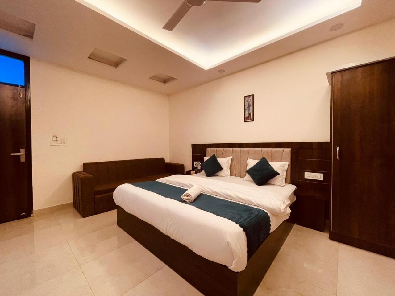 Wooibhotels The Divine Ganga Haridwar Exterior photo